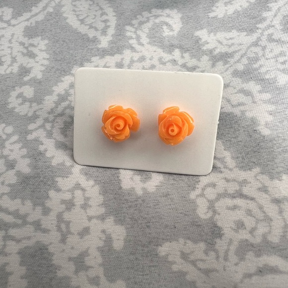 Metal-free Rose Earrings, Plastic Post Studs, Allergy Free Hypoallergenic - Picture 1 of 3